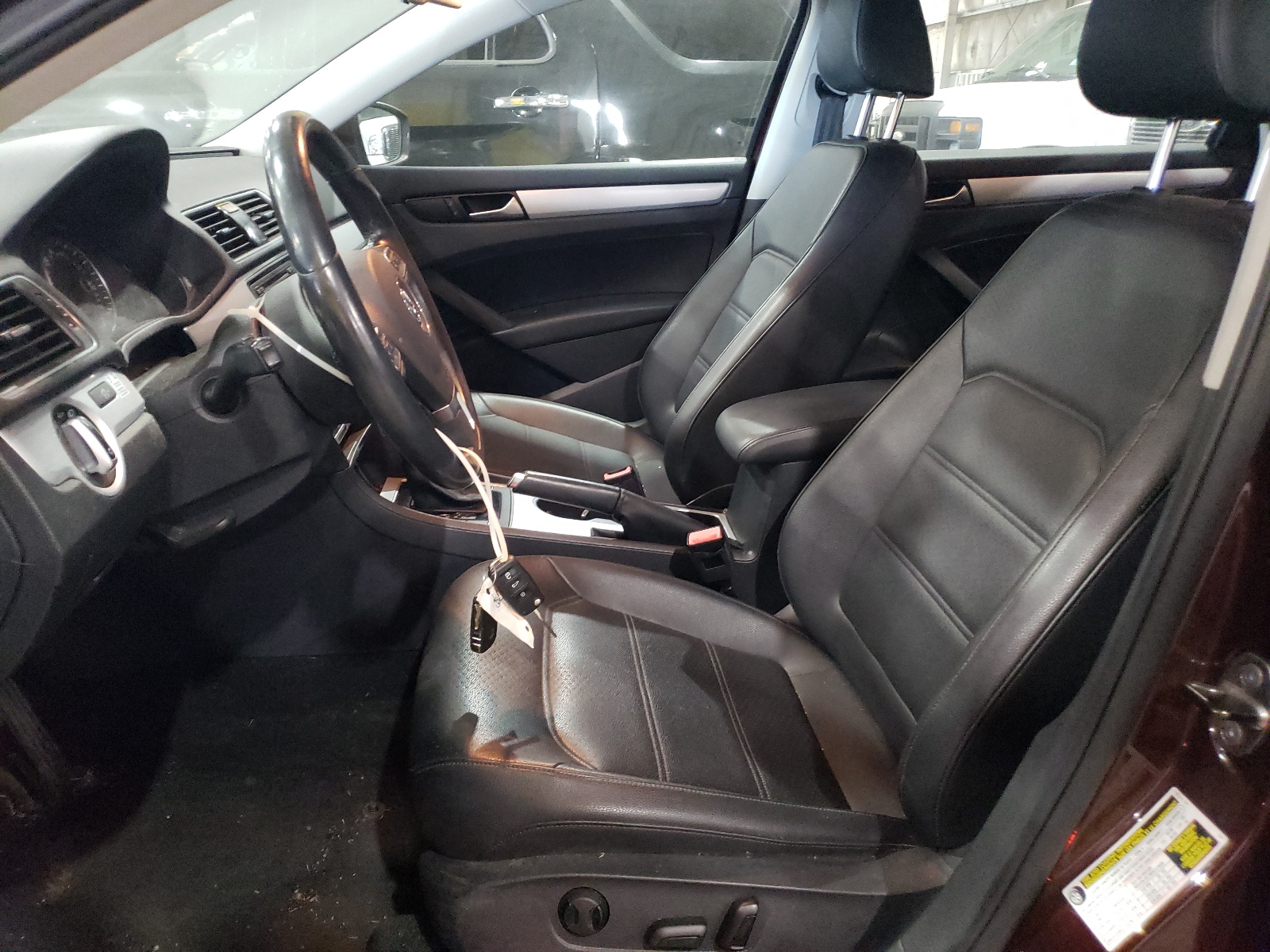 1VWBN7A37DC094407 2013 Volkswagen Passat Se