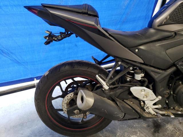 2016 YAMAHA YZFR3   