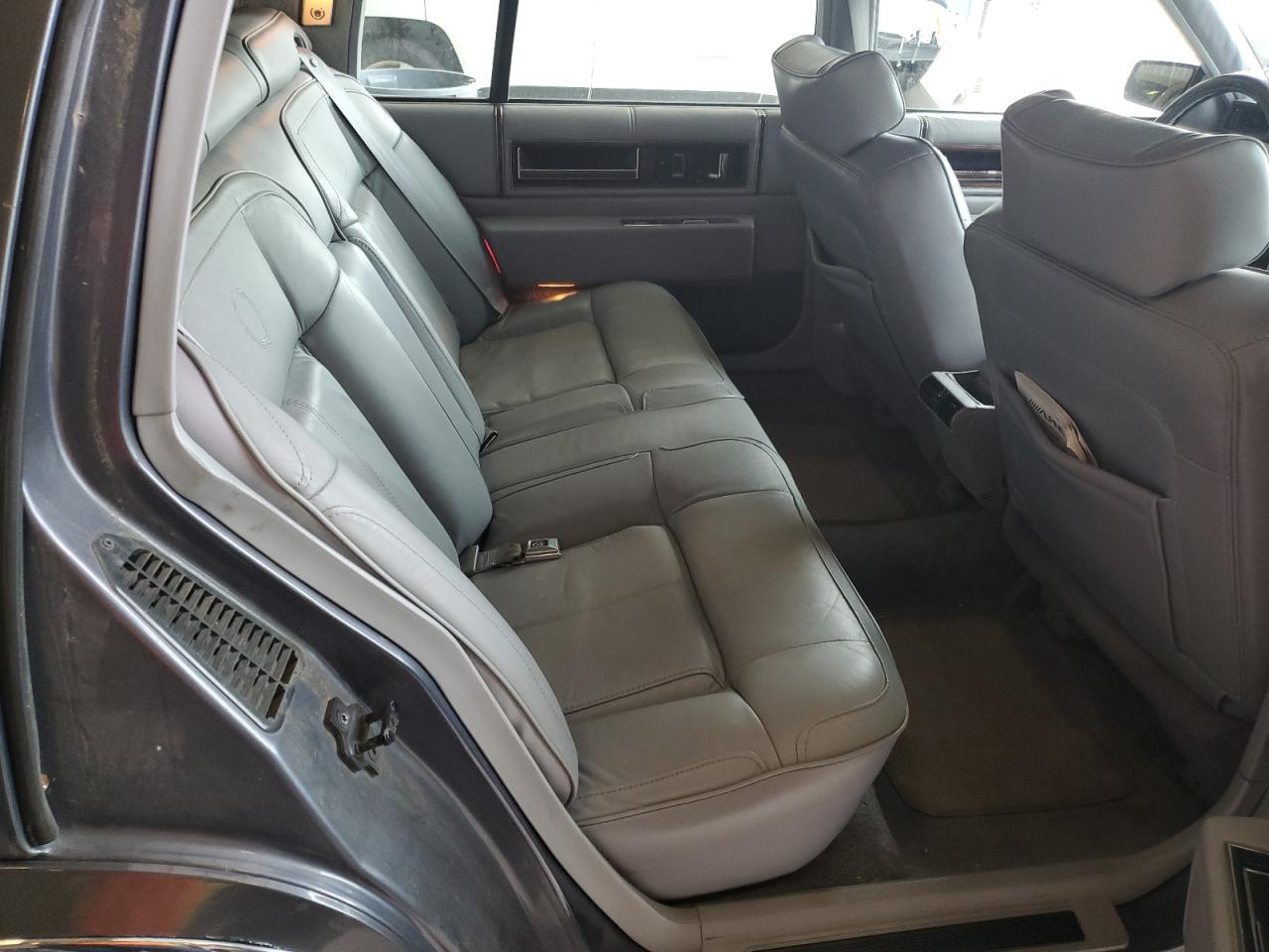 1991 Cadillac Deville VIN: 1G6CD53B1M4339489 Lot: 64858043