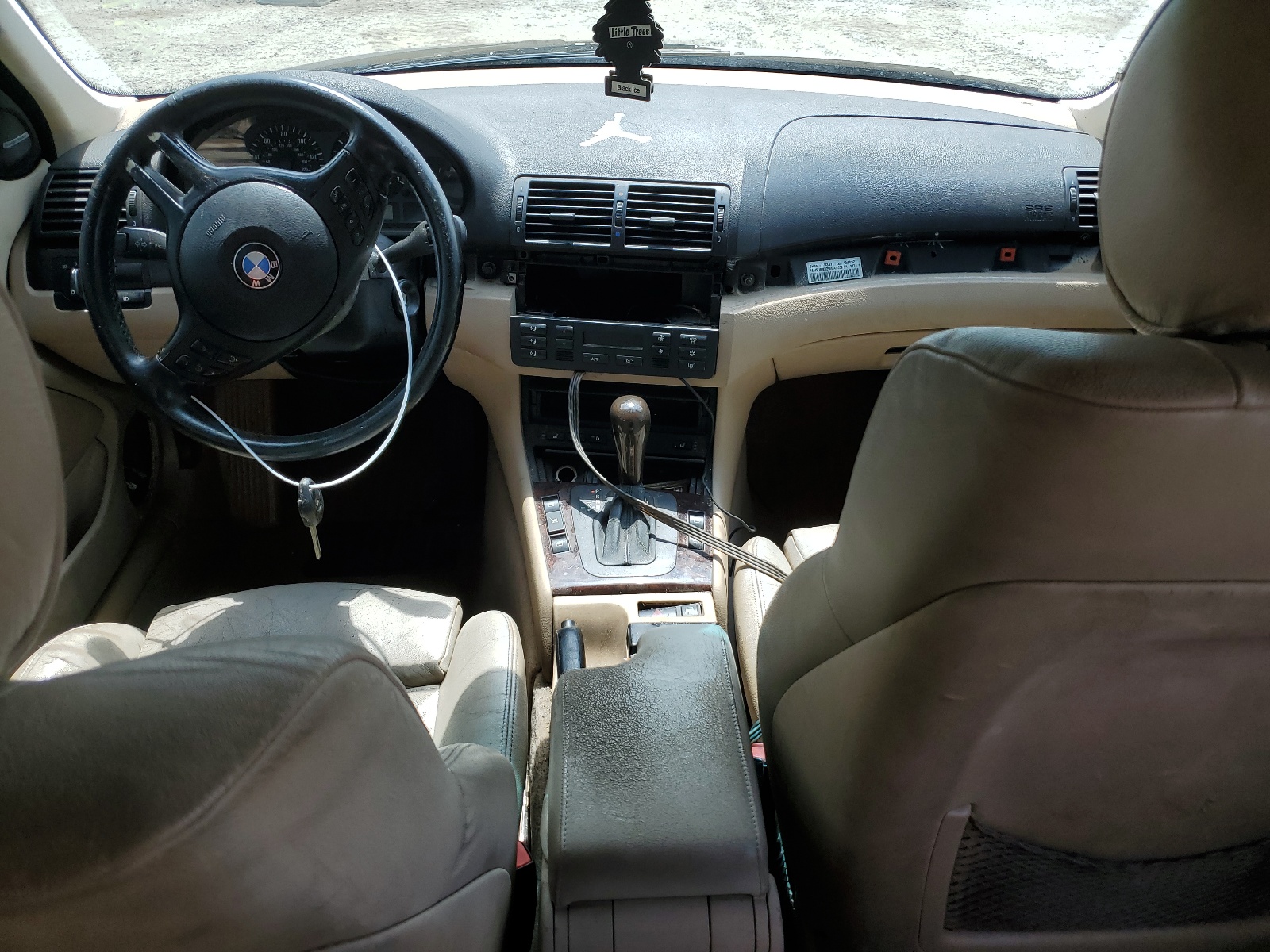 WBAEV33454KR34105 2004 BMW 325 I