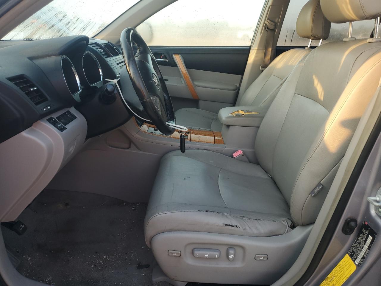 2008 Toyota Highlander Hybrid Limited VIN: JTEEW44A882011001 Lot: 67720074