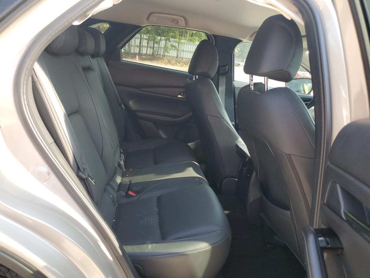 2023 Mazda CX-30 - Image 11