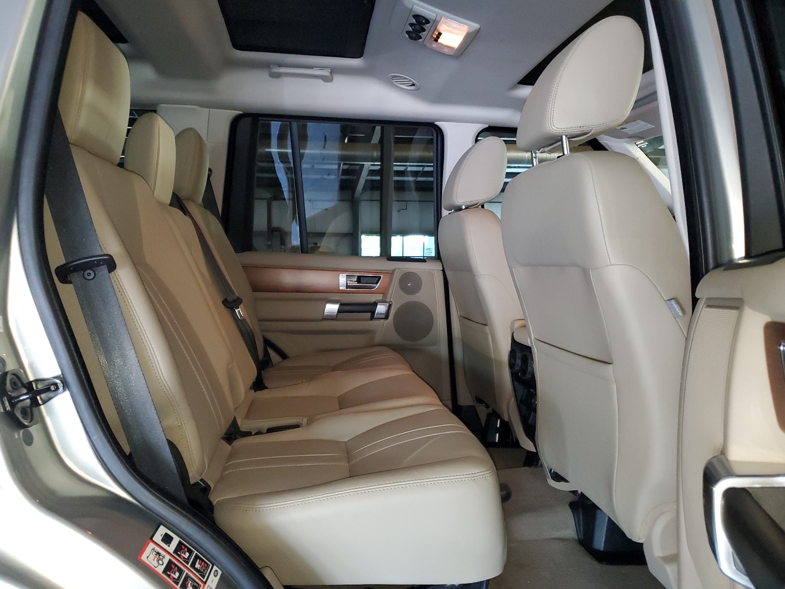 SALAG2D4XCA630690 2012 Land Rover Lr4 Hse