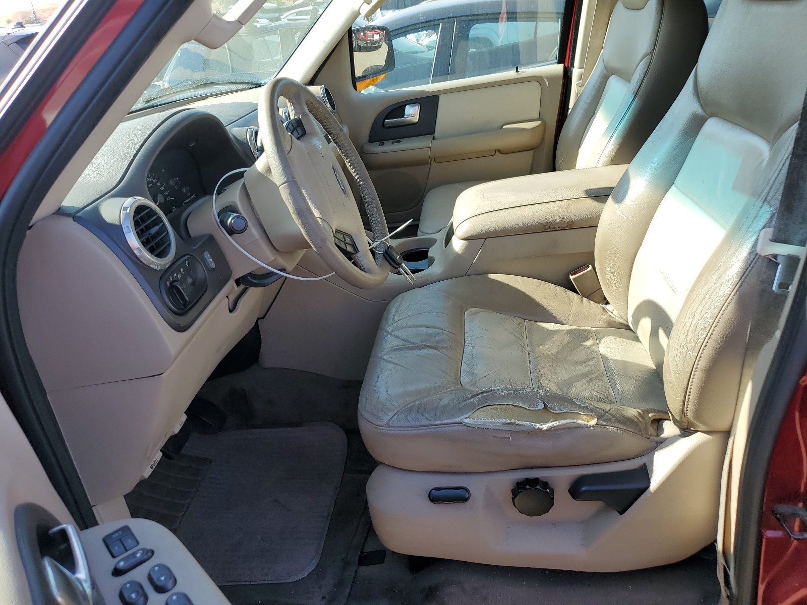 1FMRU17W84LA23845 2004 Ford Expedition Eddie Bauer