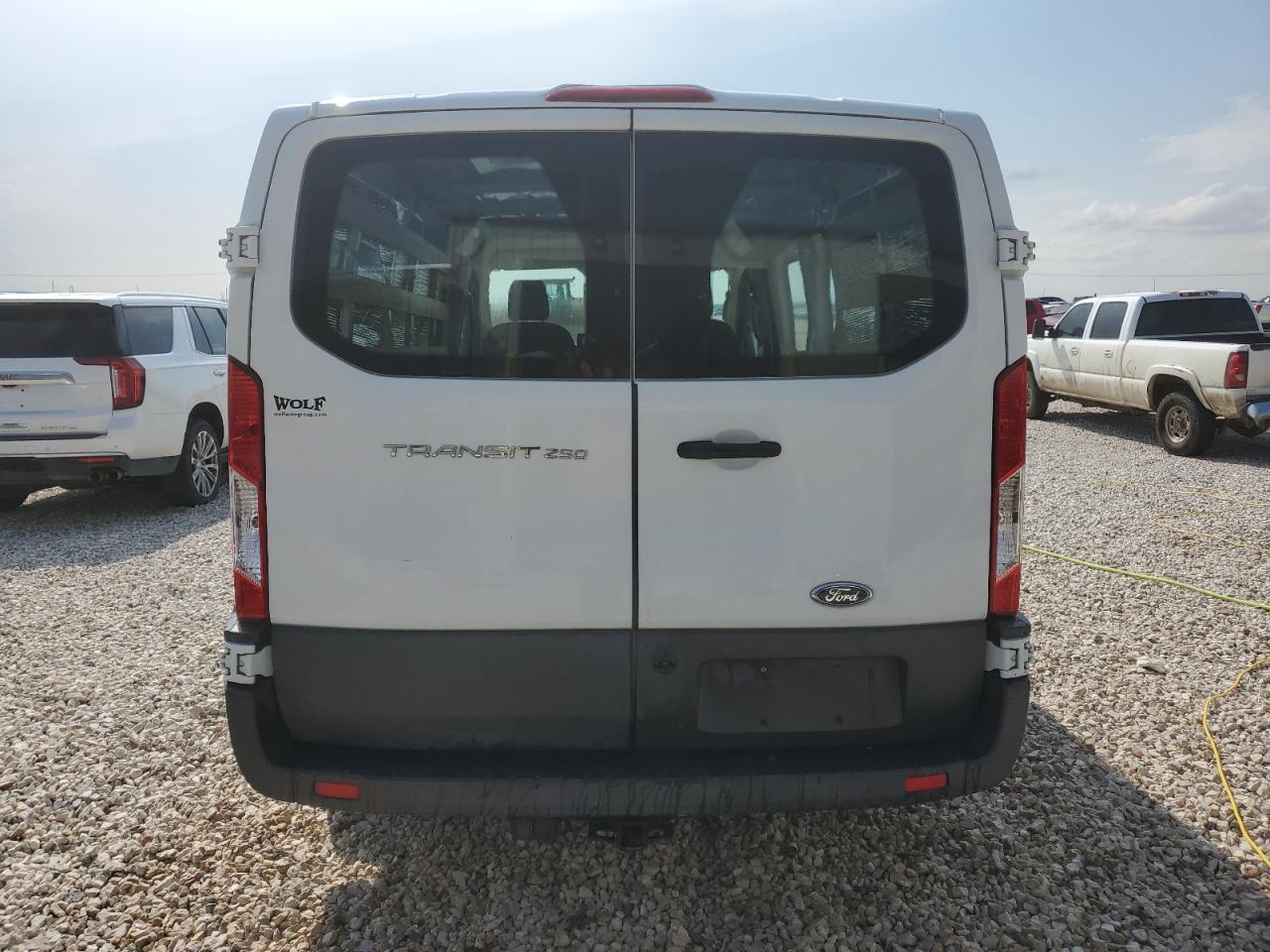 1FTYR1ZM0HKB00197 2017 Ford Transit T-250