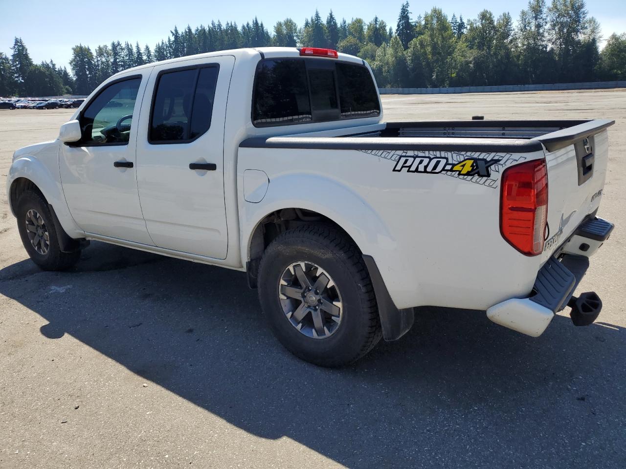 1N6AD0EV7KN796133 2019 NISSAN NAVARA - Image 2