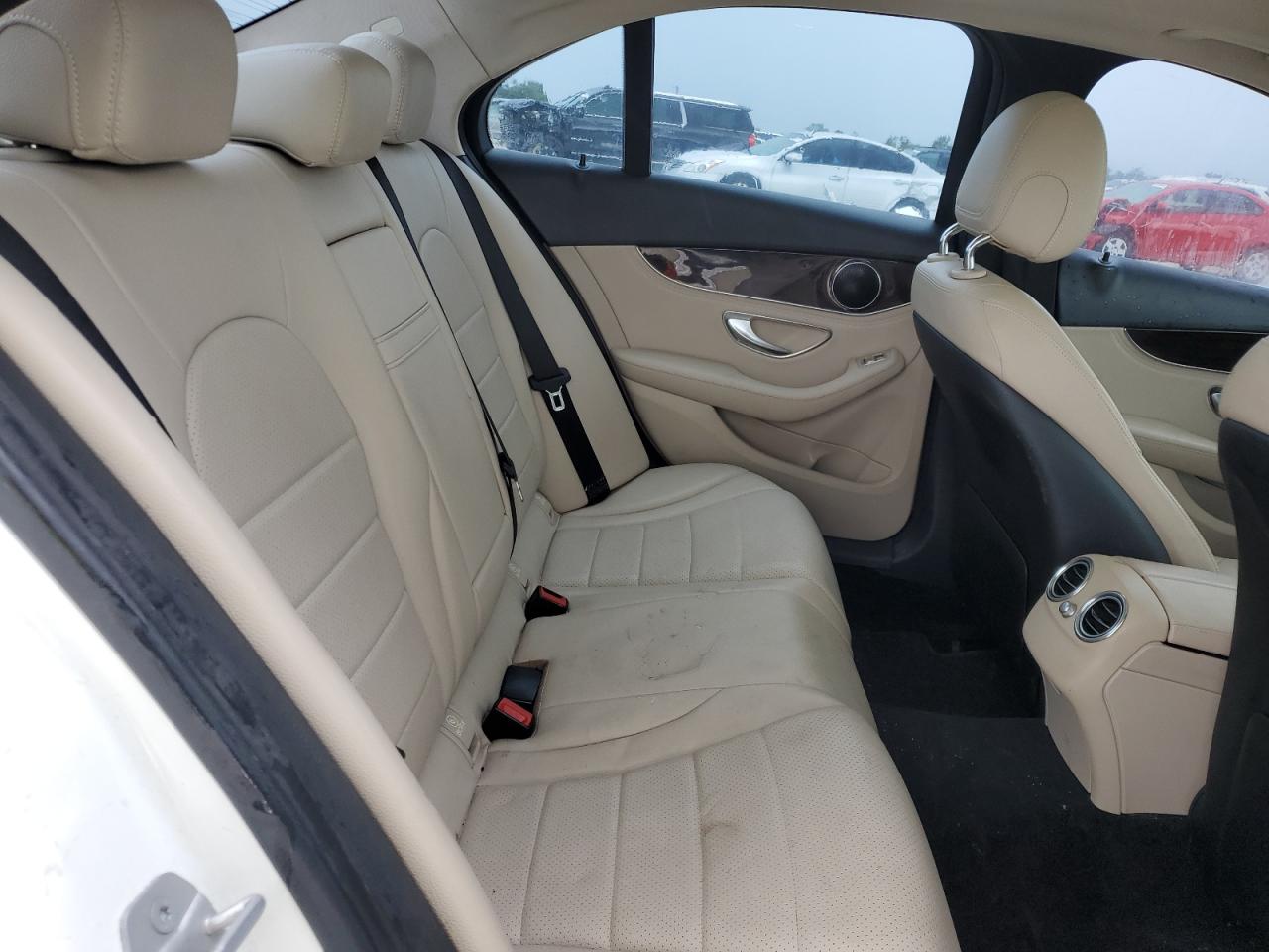 2016 Mercedes-Benz C 300 4Matic VIN: 55SWF4KB5GU139839 Lot: 66528904