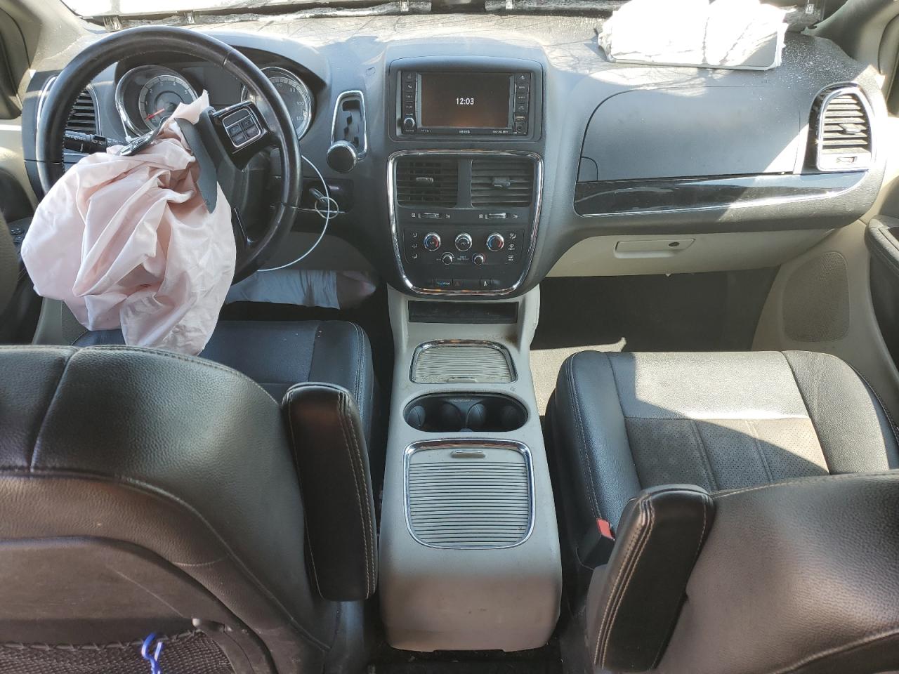 2019 Dodge Caravan - Image 8