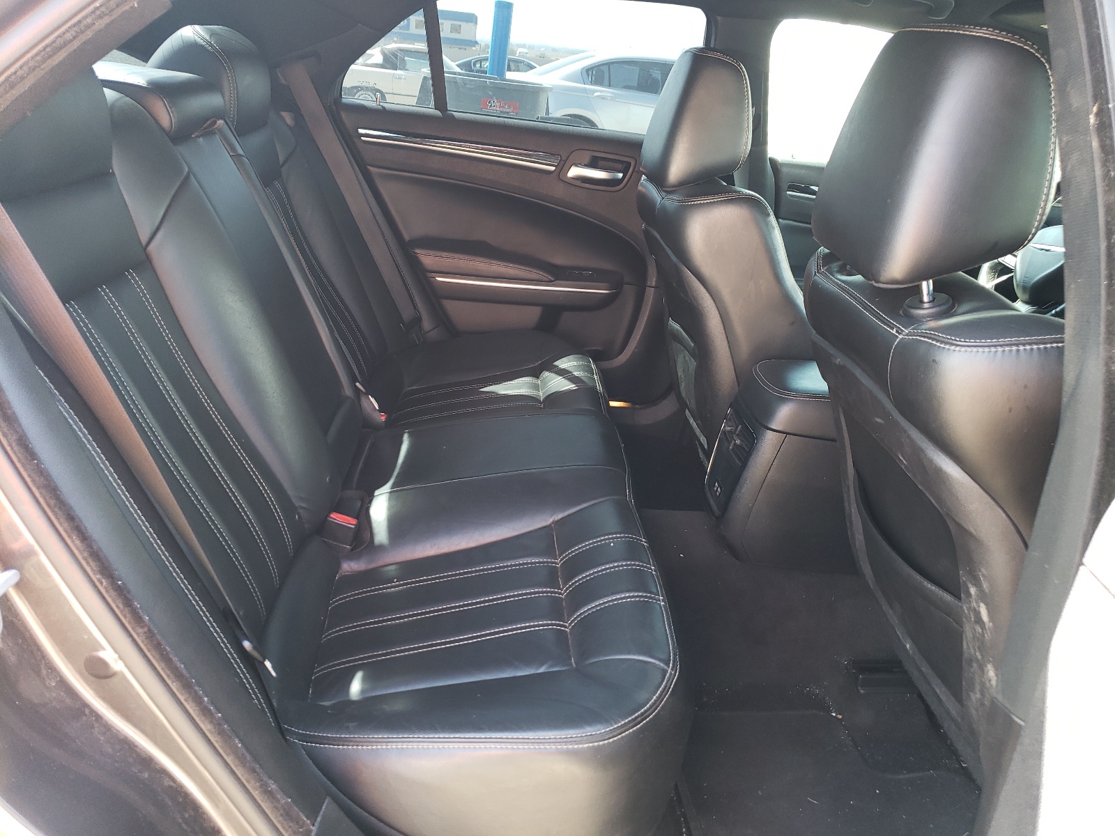 2C3CCAGG7JH149617 2018 Chrysler 300 S