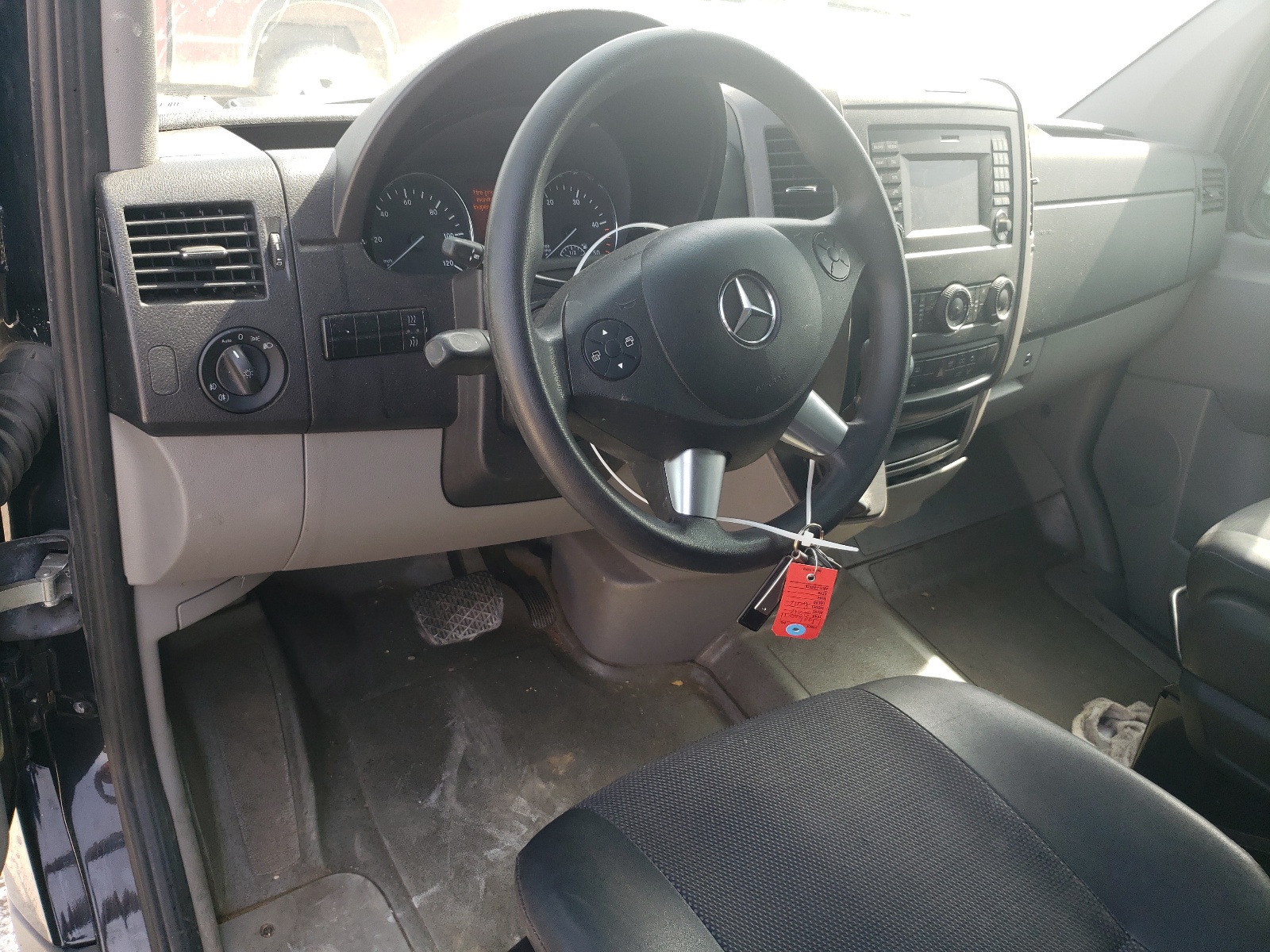 8BRPE7DD3GE122126 2016 Mercedes-Benz Sprinter 2500