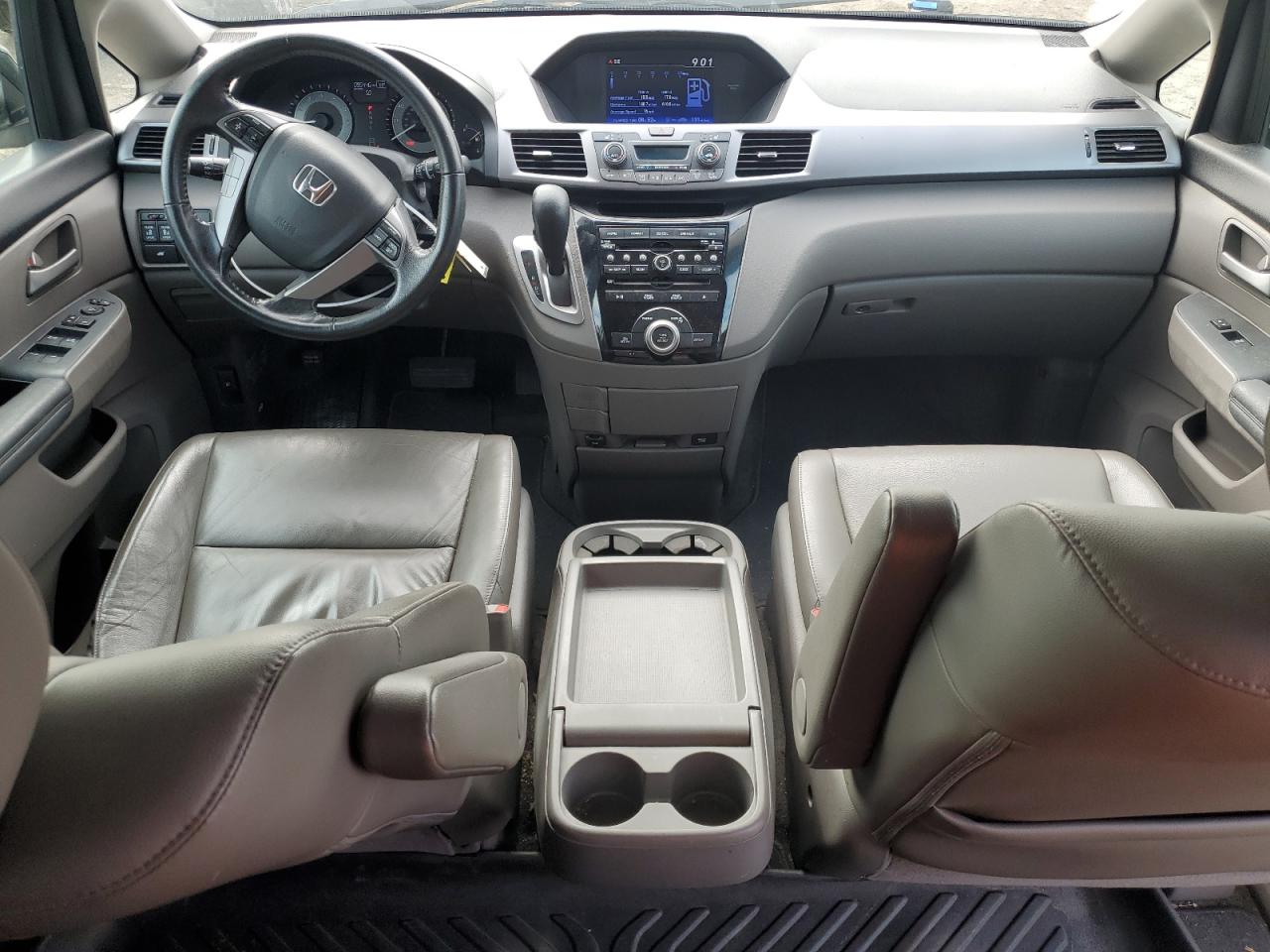 2012 Honda Odyssey - Image 8