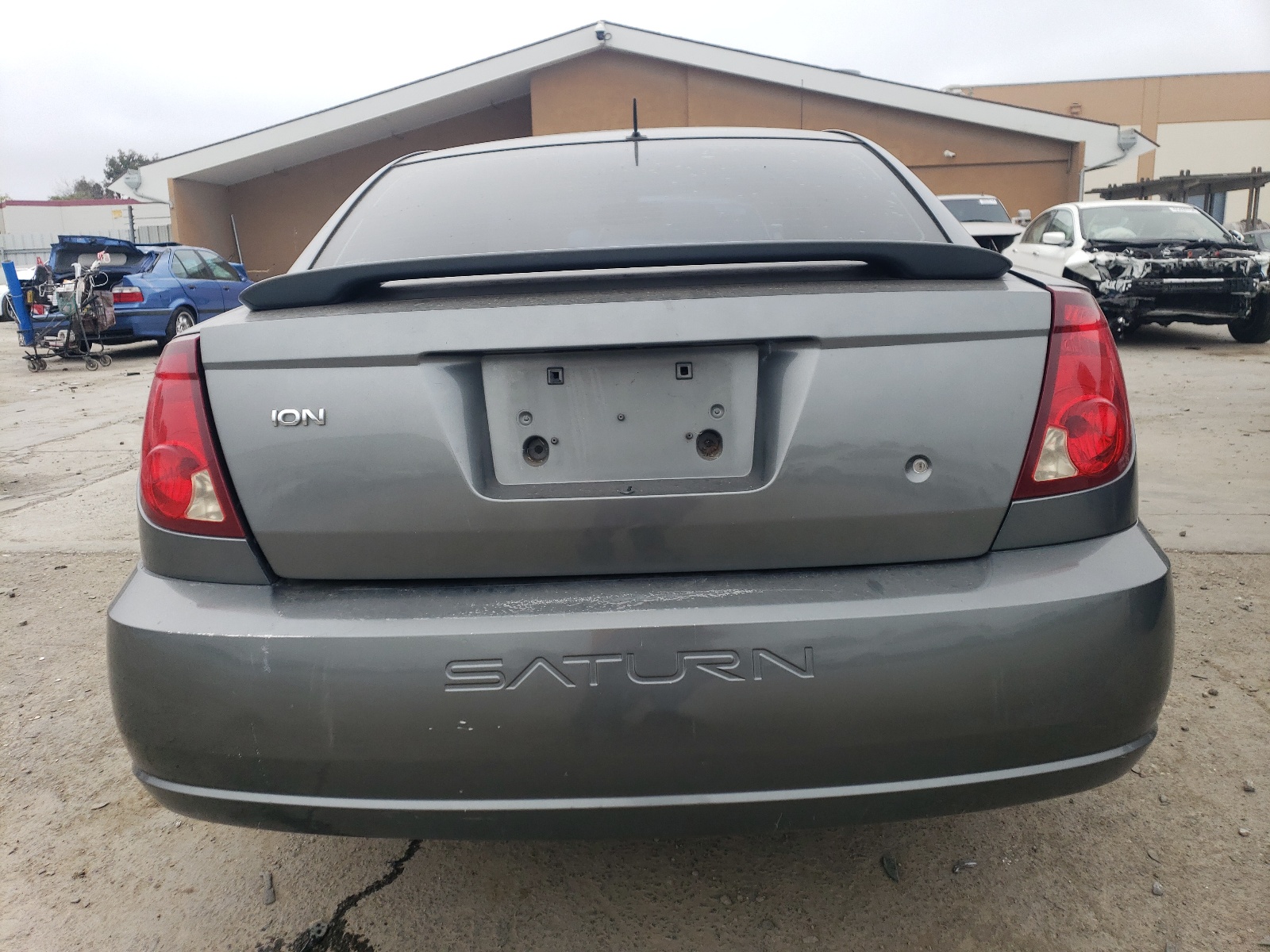 1G8AV12F95Z148979 2005 Saturn Ion Level 3