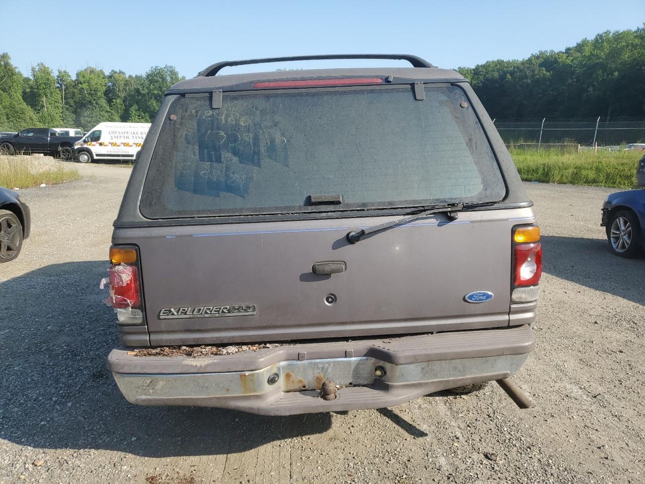 1996 Ford Explorer VIN: 1FMDU34X2TUC04855 Lot: 68642504