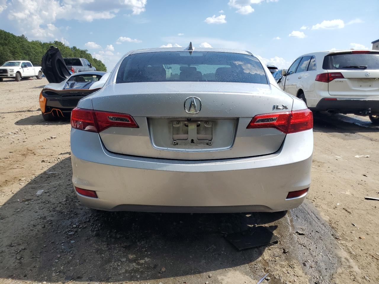 19VDE1F34FE004832 2015 Acura Ilx 20