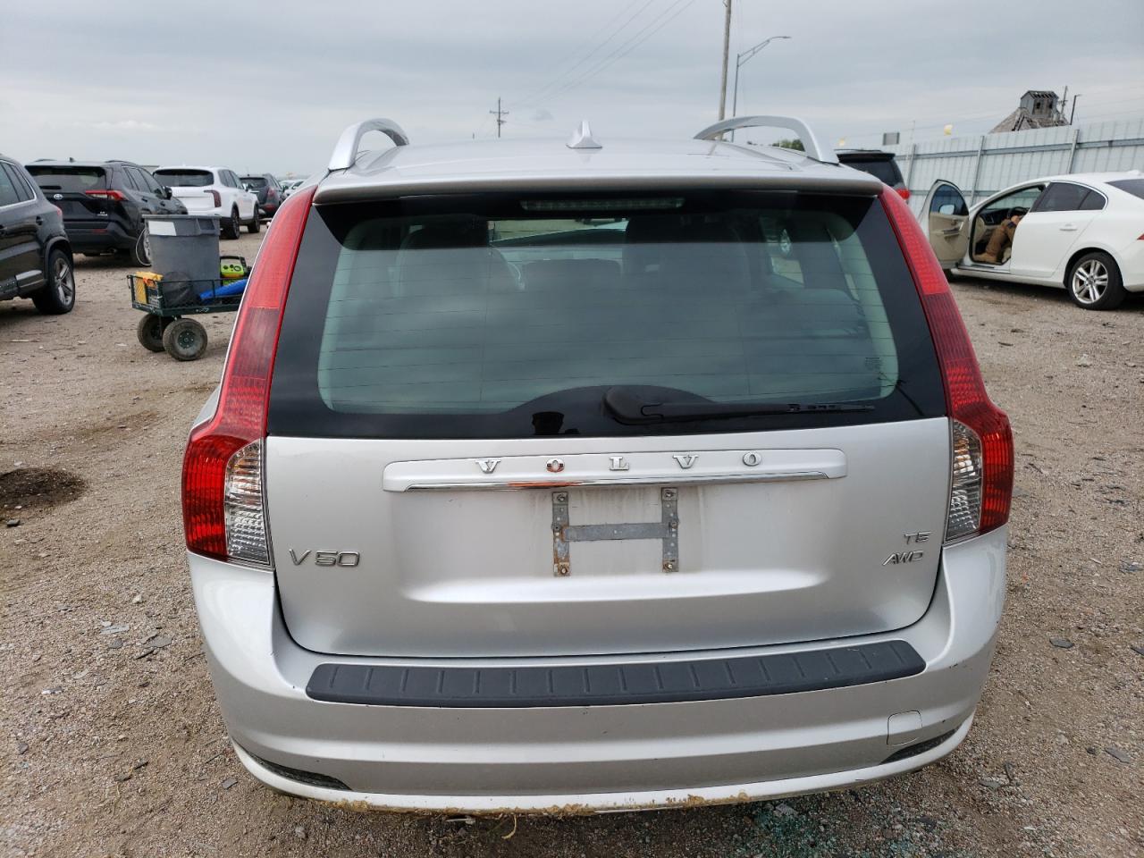 2010 Volvo V50 T5 VIN: YV1672MJ5A2542361 Lot: 67158254