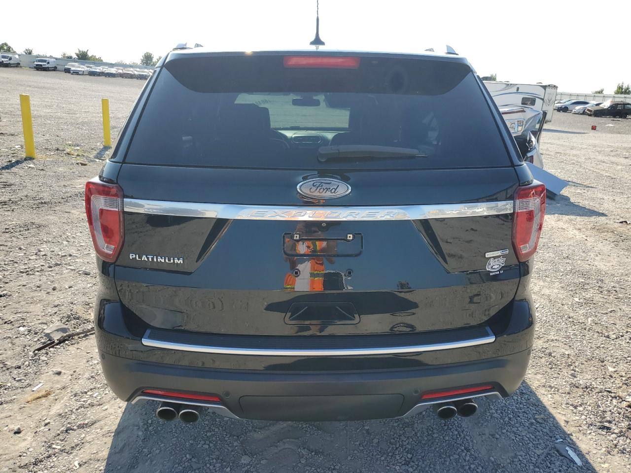 1FM5K8HTXJGB42776 2018 Ford Explorer Platinum