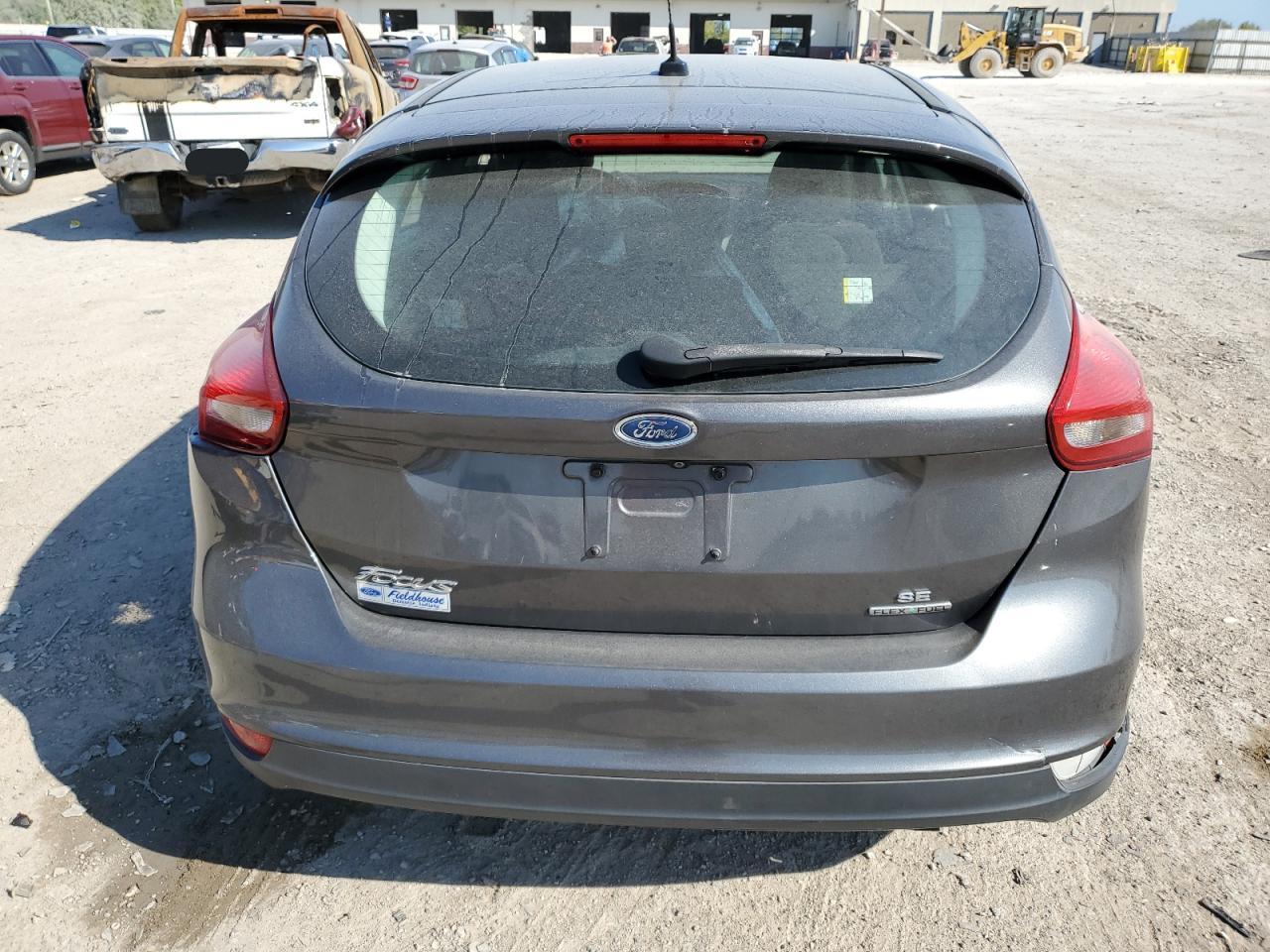 1FADP3K21GL243005 2016 Ford Focus Se