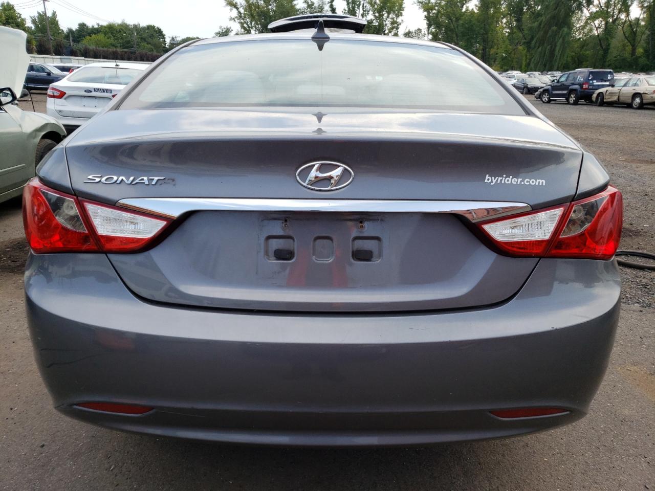 2011 Hyundai Sonata - Image 6