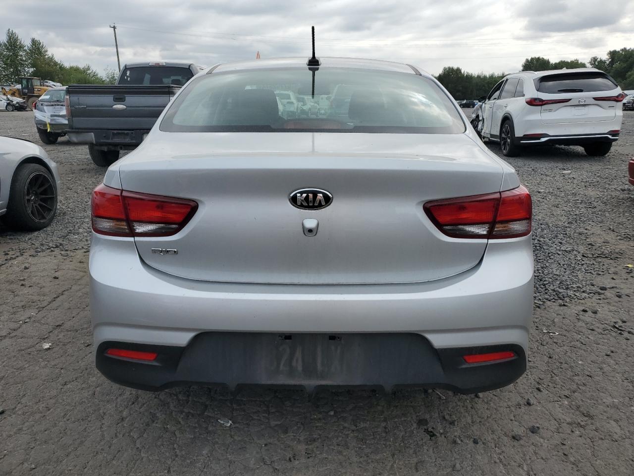 3KPA24AD9LE260240 2020 Kia Rio Lx