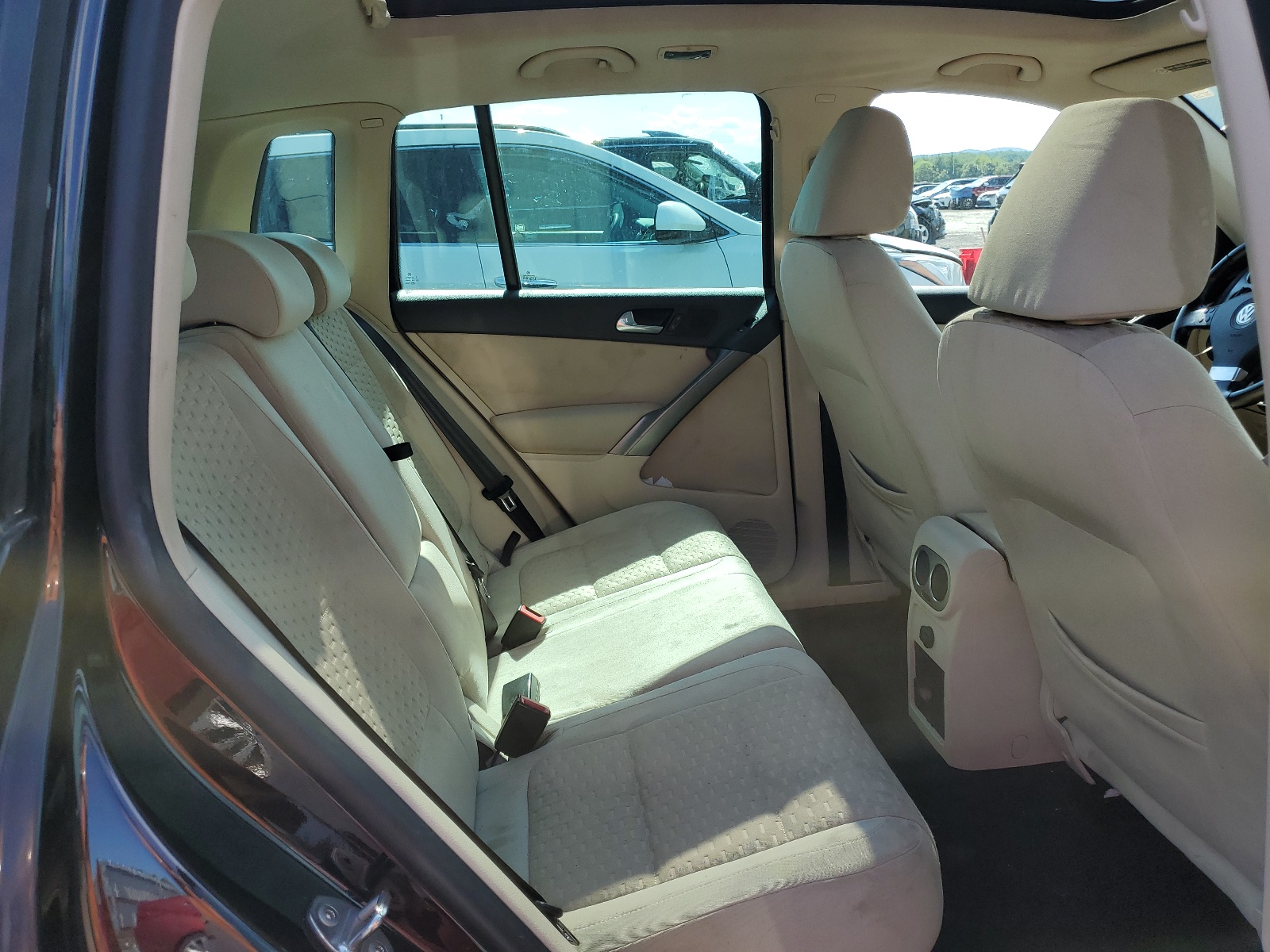 WVGBV75N69W501939 2009 Volkswagen Tiguan Se