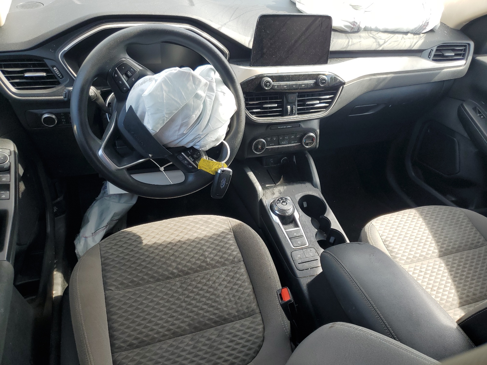 1FMCU0G67LUC64420 2020 Ford Escape Se