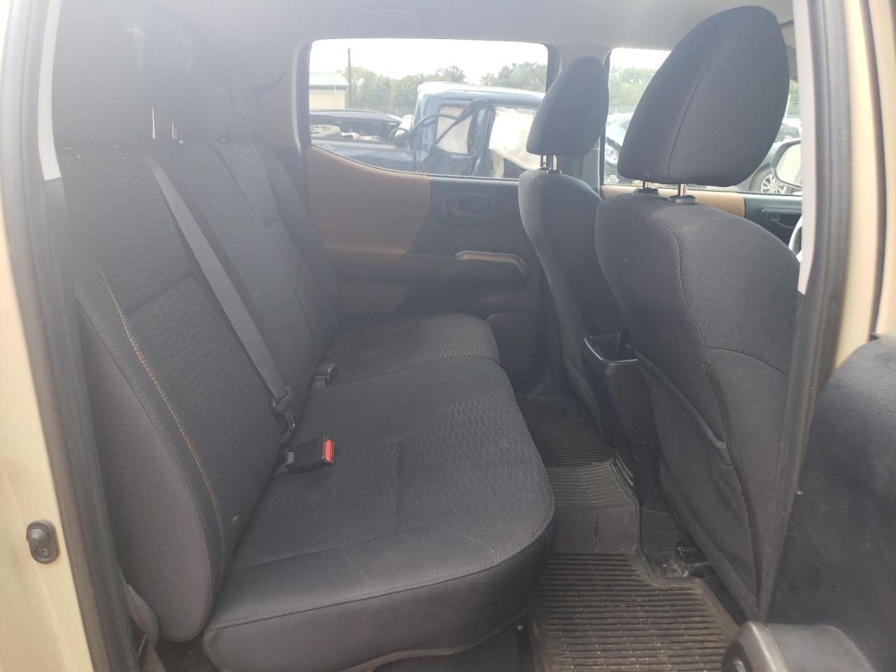 2017 Toyota Tacoma Double Cab VIN: 3TMDZ5BN0HM015698 Lot: 66401424