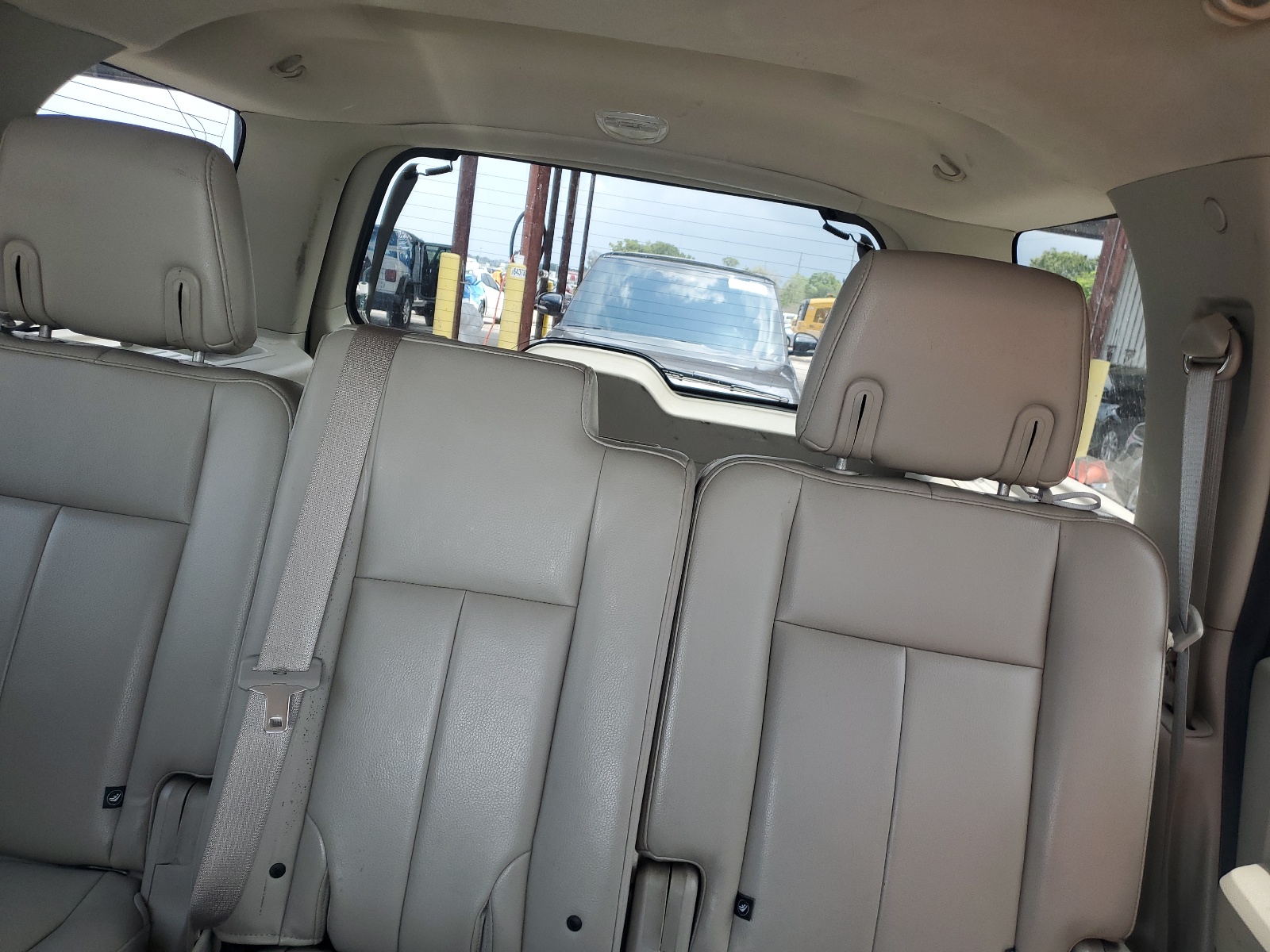 1FMJU1G50AEB64848 2010 Ford Expedition Xlt