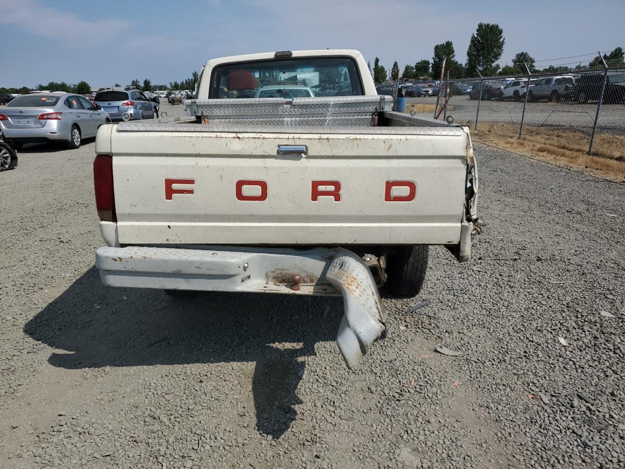 2FTHF25YXNCA35320 1992 Ford F250