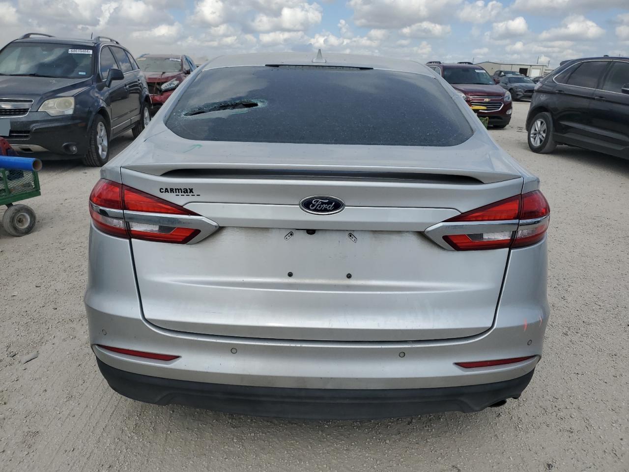 2019 Ford Fusion Se VIN: 3FA6P0HDXKR170842 Lot: 80342924