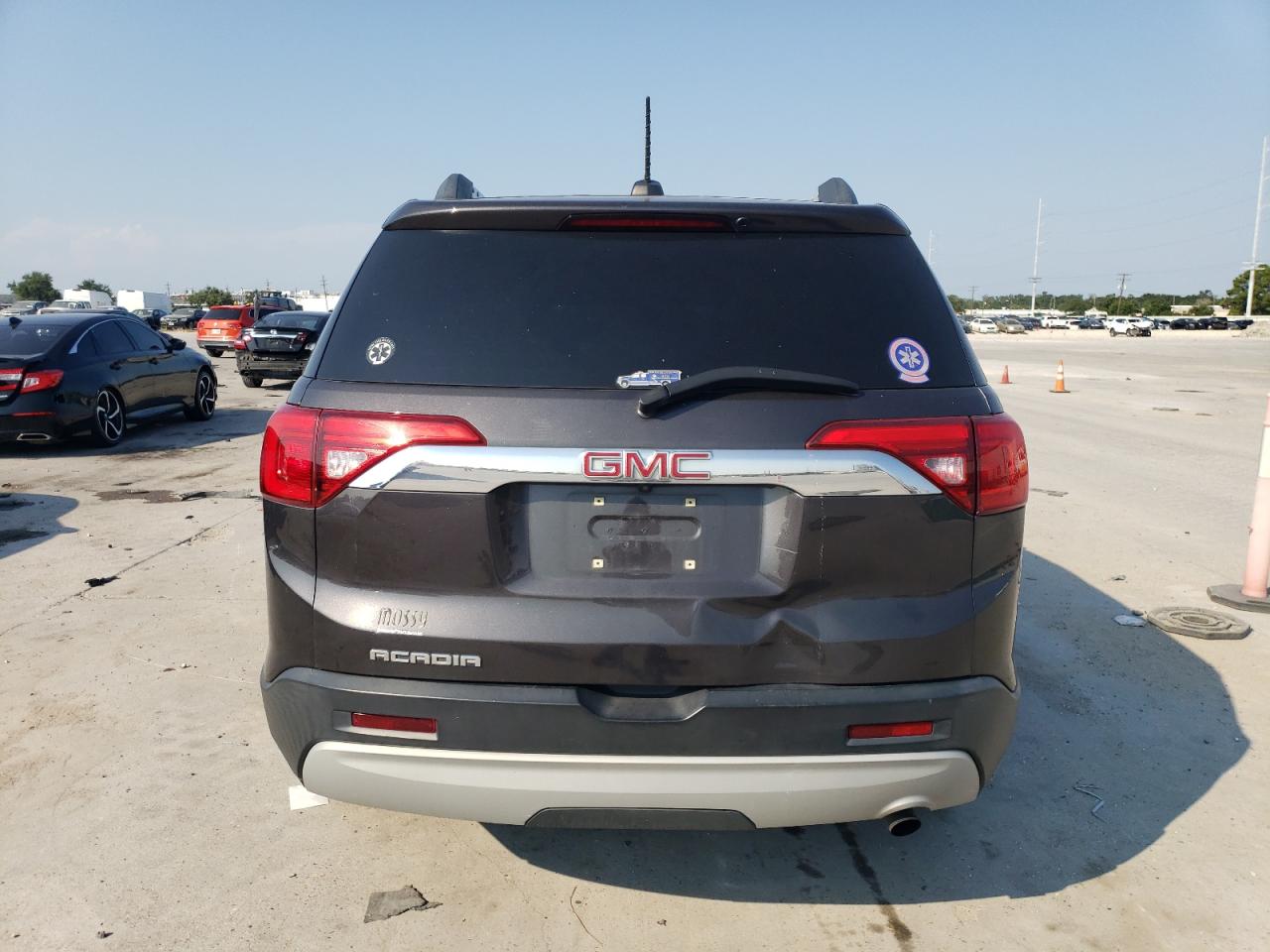 1GKKNLLA4HZ244407 2017 GMC Acadia Sle