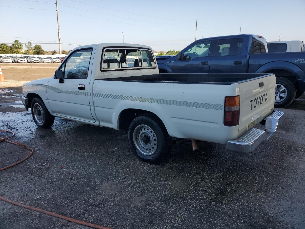 1991 Toyota Pickup 1/2 Ton Short Wheelbase Dlx VIN: JT4RN81P9M5125171 Lot: 67746774
