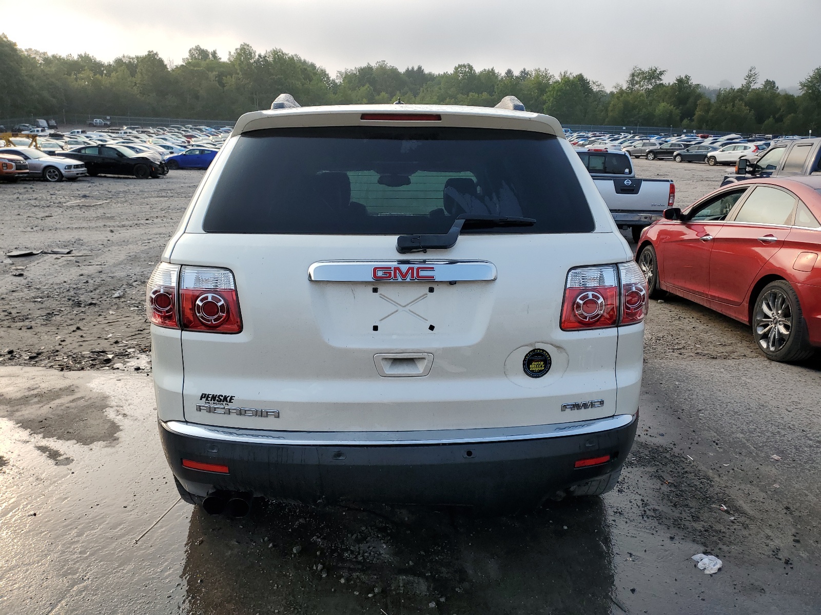 1GKKVSEDXBJ184771 2011 GMC Acadia Slt-2