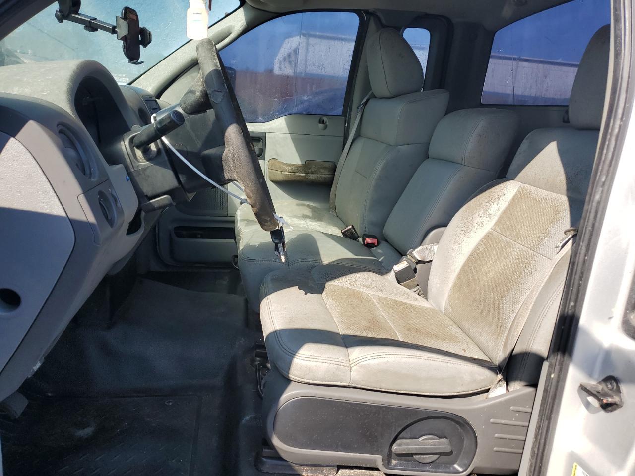 1FTRF12257KA95566 2007 Ford F150 1FTRF12257KA95566 2007 Ford F150