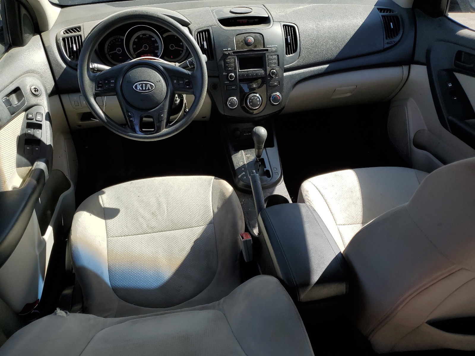 KNAFU4A26A5238877 2010 Kia Forte Ex