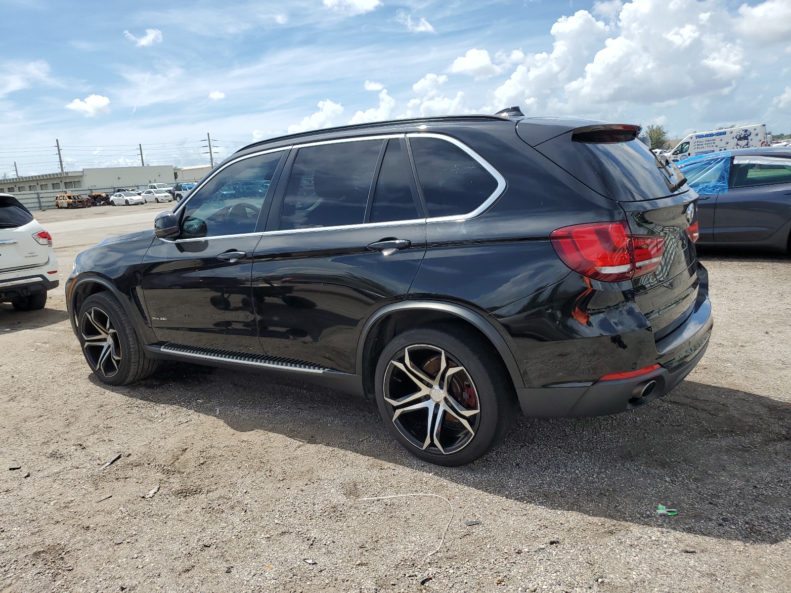 2015 BMW X5 xDrive35I vin: 5UXKR0C56F0K65745