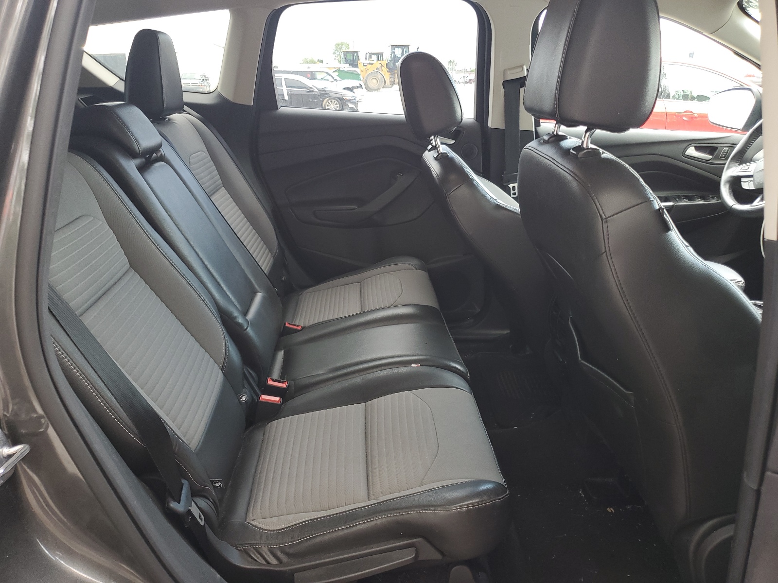 1FMCU9GD4HUD75825 2017 Ford Escape Se