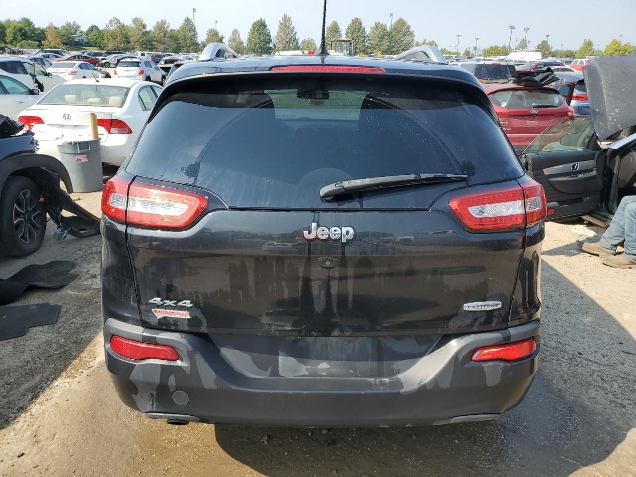 1C4PJMCB1FW681792 2015 Jeep Cherokee Latitude