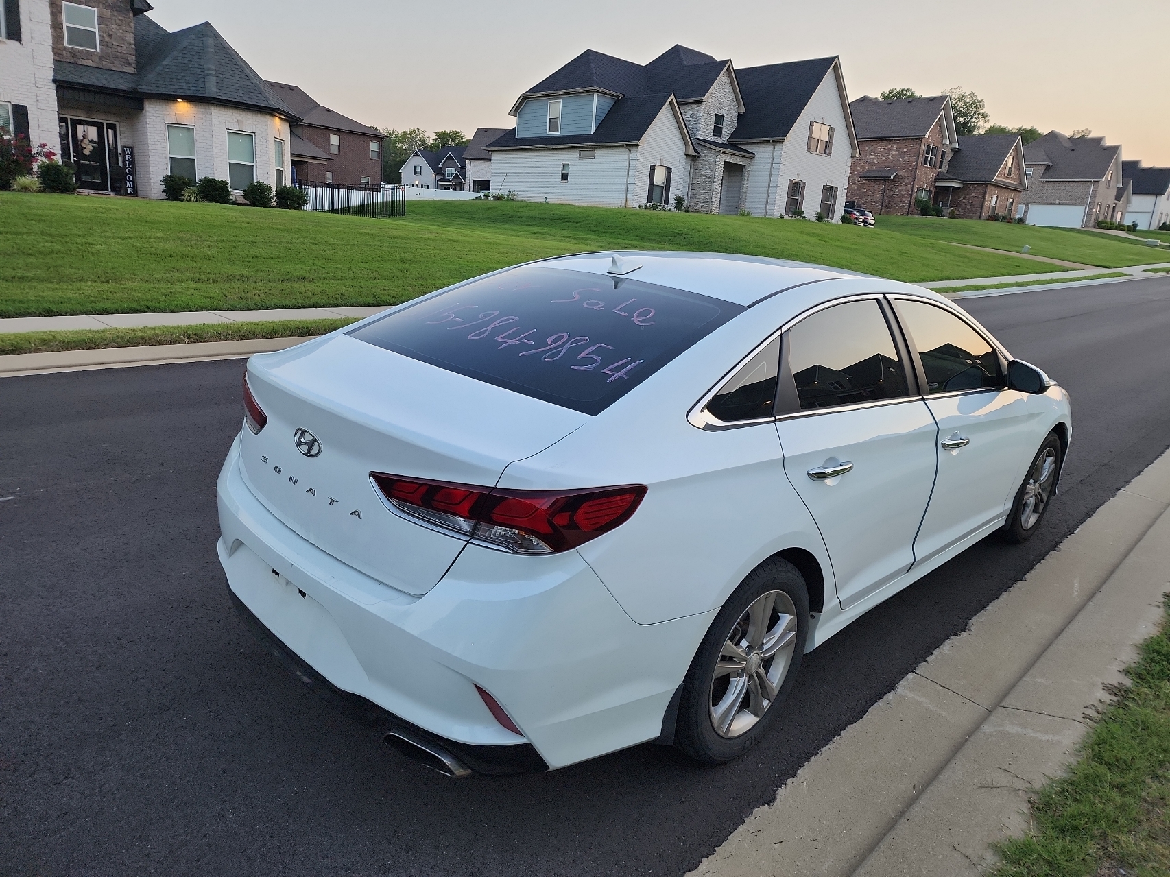 2019 Hyundai Sonata Lim vin: KH730160196011745