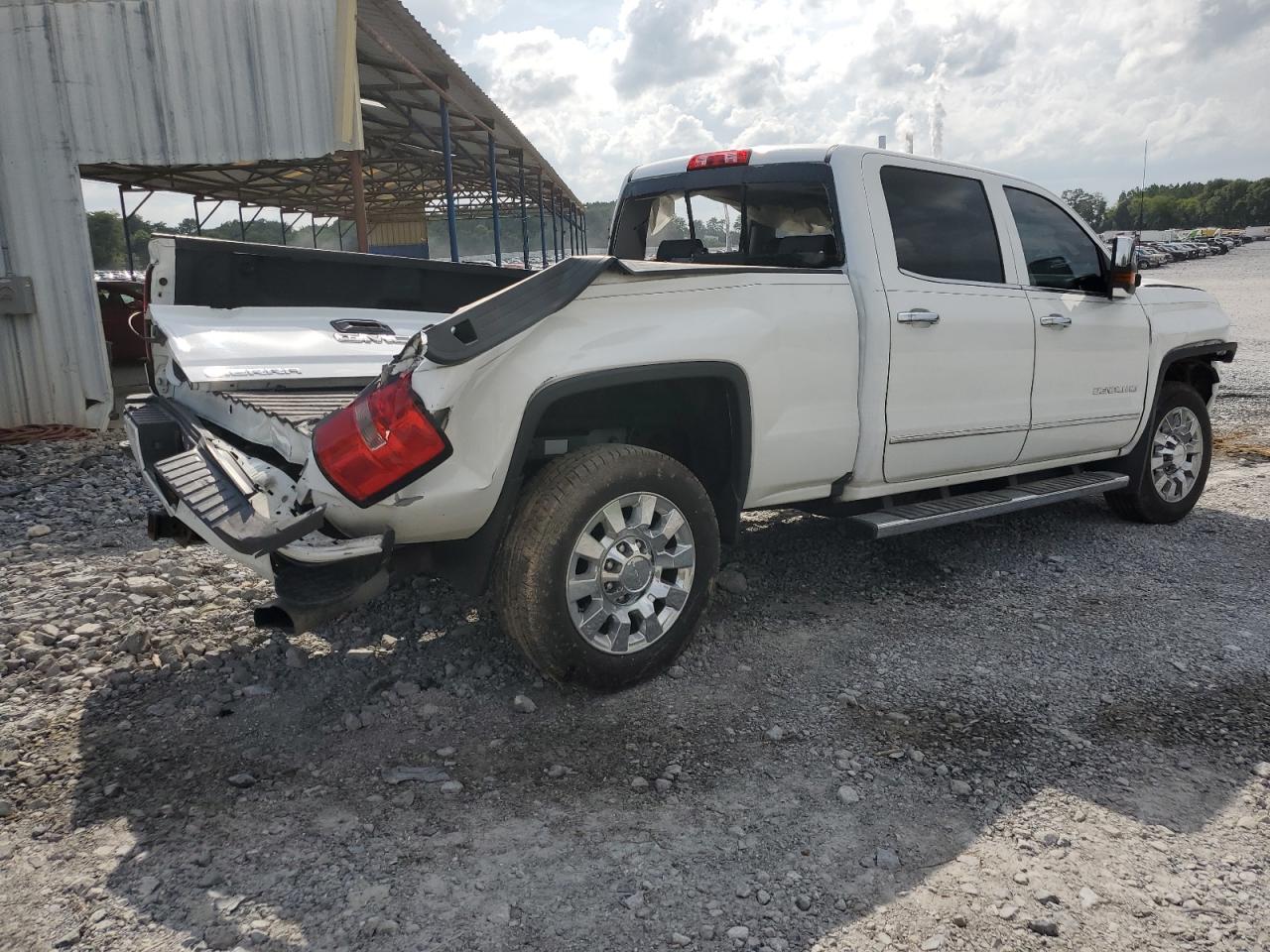 2016 GMC Sierra - Image 3