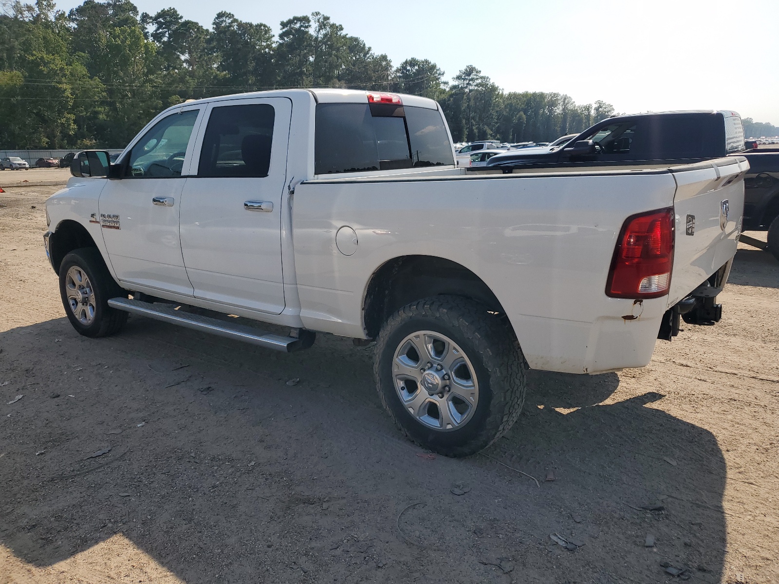 2014 Ram 2500 Slt vin: 3C6UR5DL0EG315299