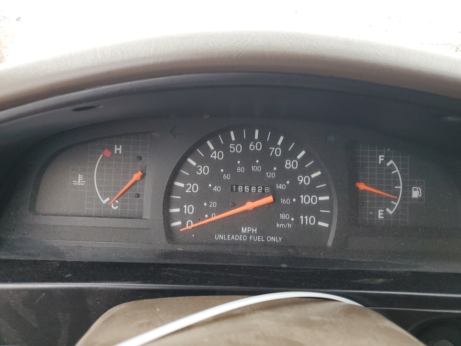 4TANL42N1YZ599197 2000 Toyota Tacoma