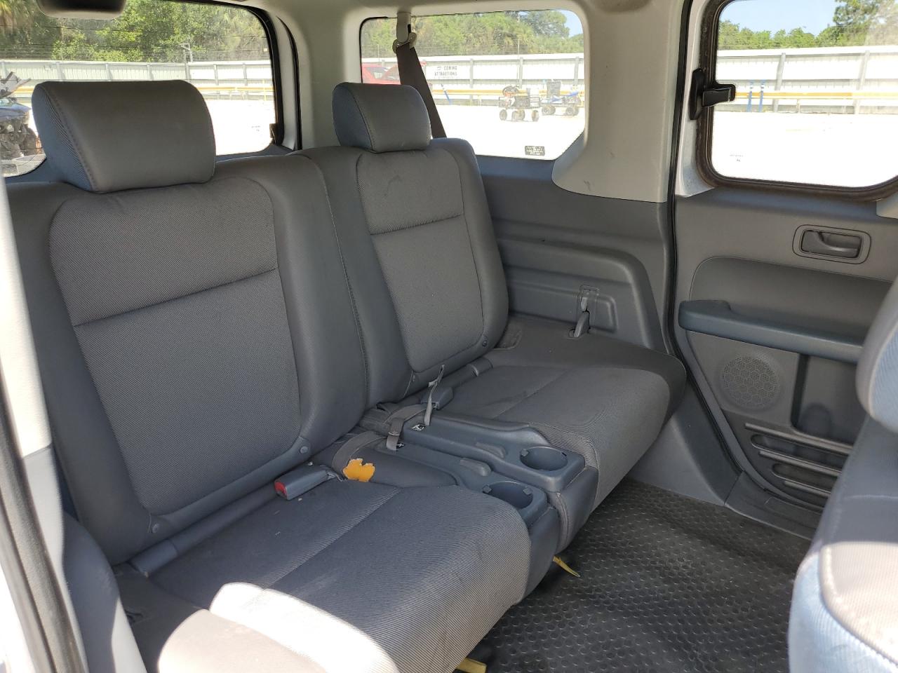 2005 Honda Element Ex VIN: 5J6YH186X5L010285 Lot: 67322354