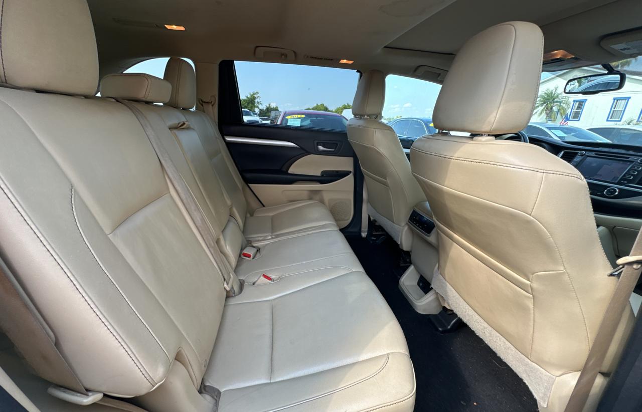 2015 Toyota Highlander Xle VIN: 5TDJKRFH9FS221263 Lot: 67855254