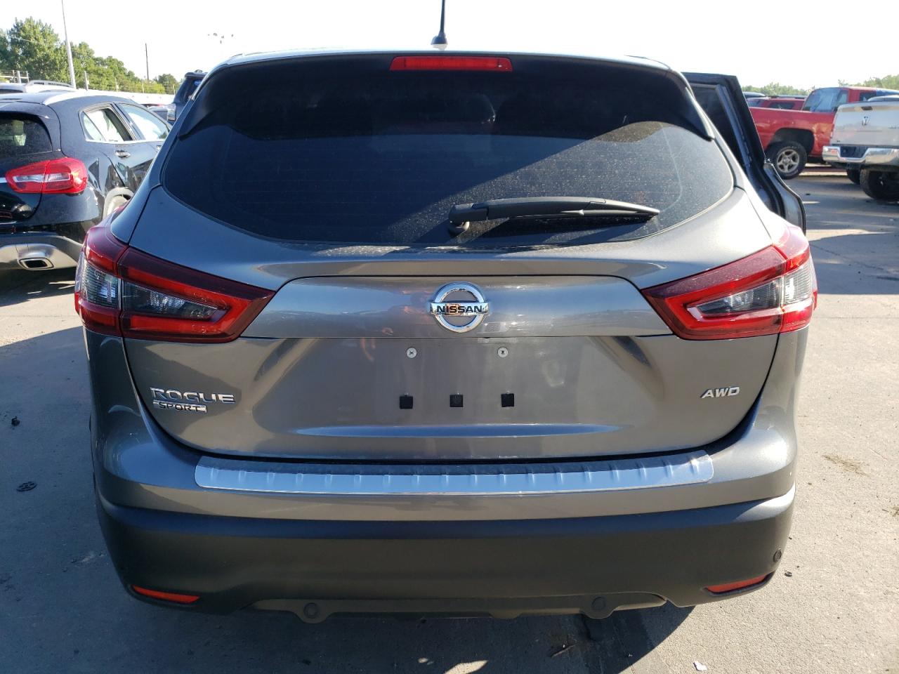 2022 Nissan Rogue Sport S VIN: JN1BJ1AW9NW682317 Lot: 67726964