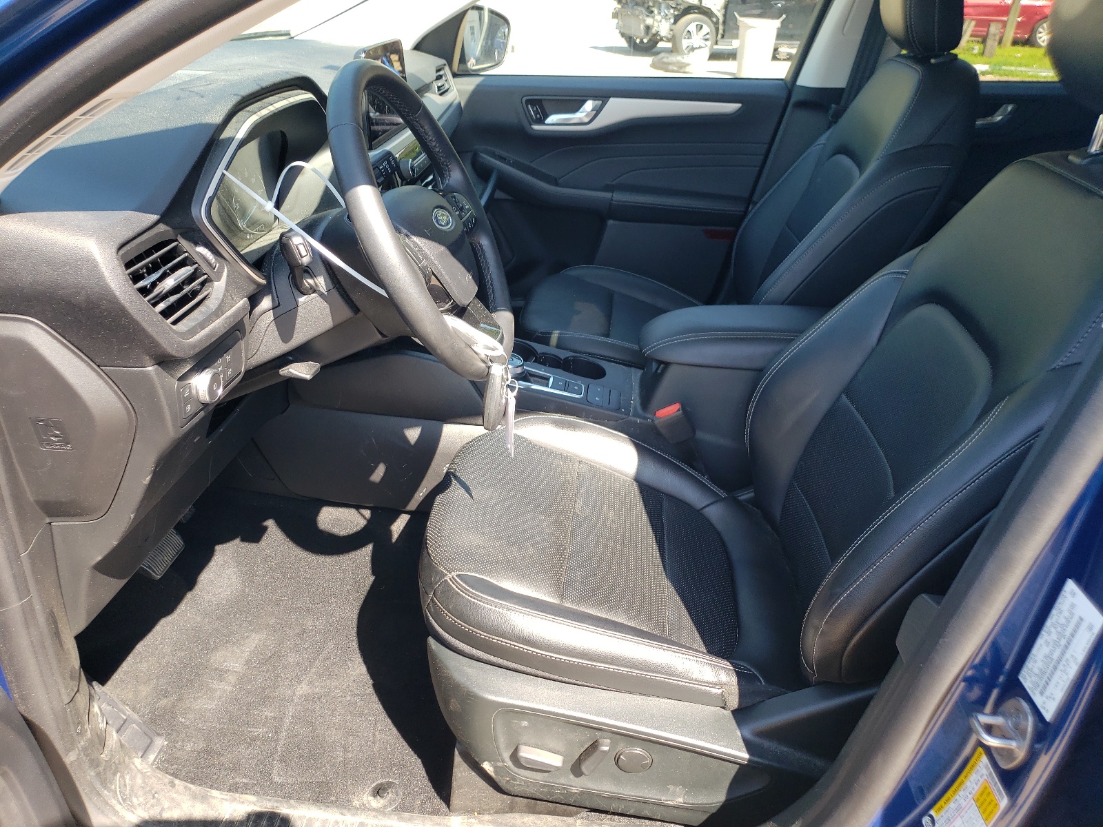 1FMCU0KZ5NUA57996 2022 Ford Escape Sel