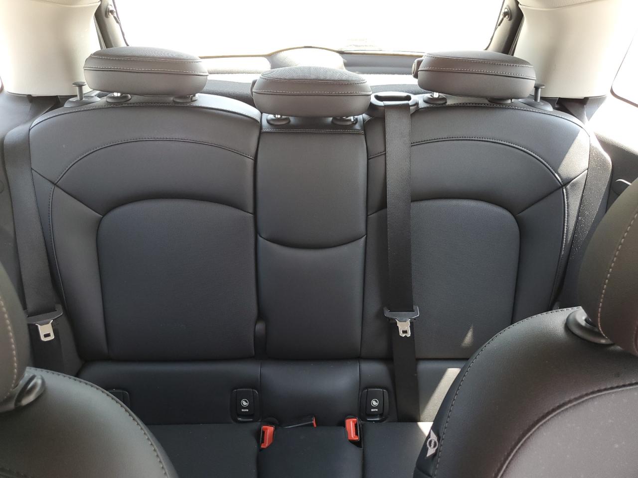 2015 MINI Cooper - Image 10