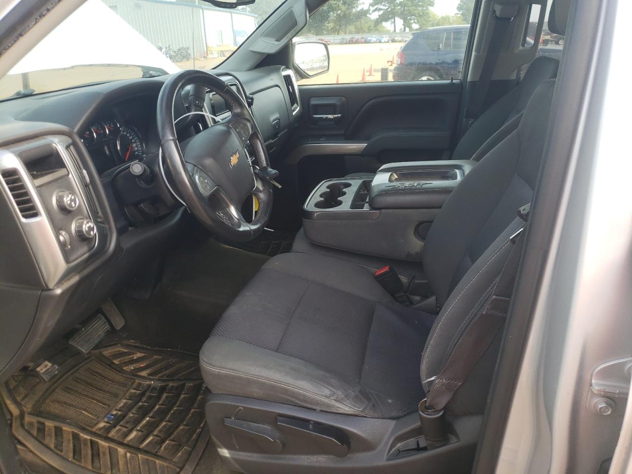 1GCVKREH3FZ306049 2015 Chevrolet Silverado K1500 Lt