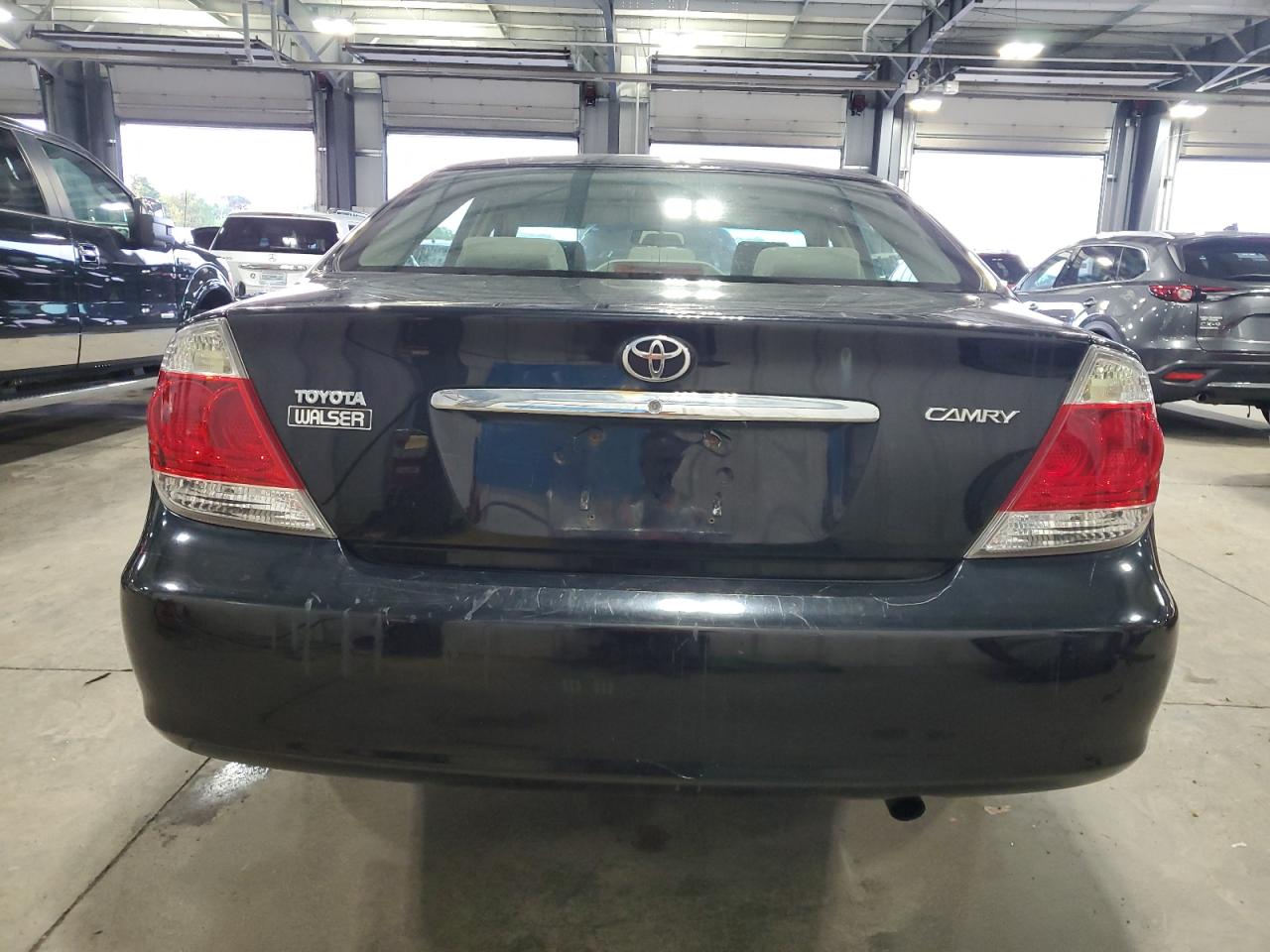 2005 Toyota Camry Le VIN: JTDBE32K153029832 Lot: 67888604