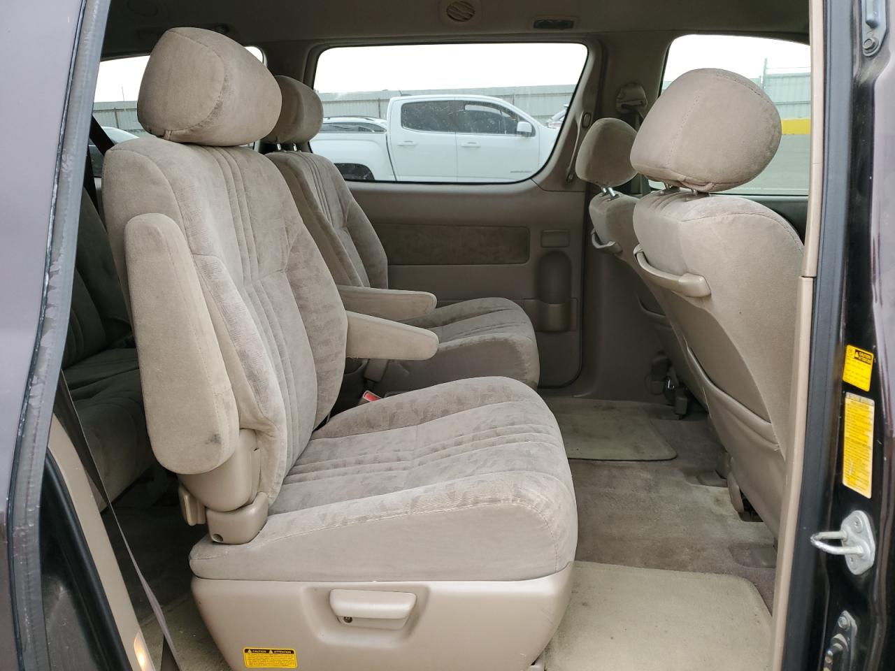 2002 Toyota Sienna Le VIN: 4T3ZF13C52U507556 Lot: 65625644