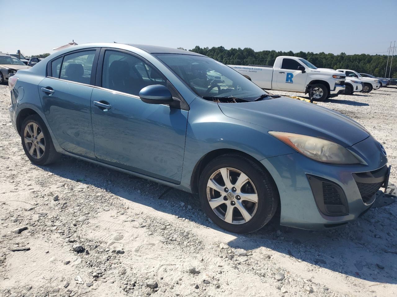 2010 Mazda 3 - Image 4